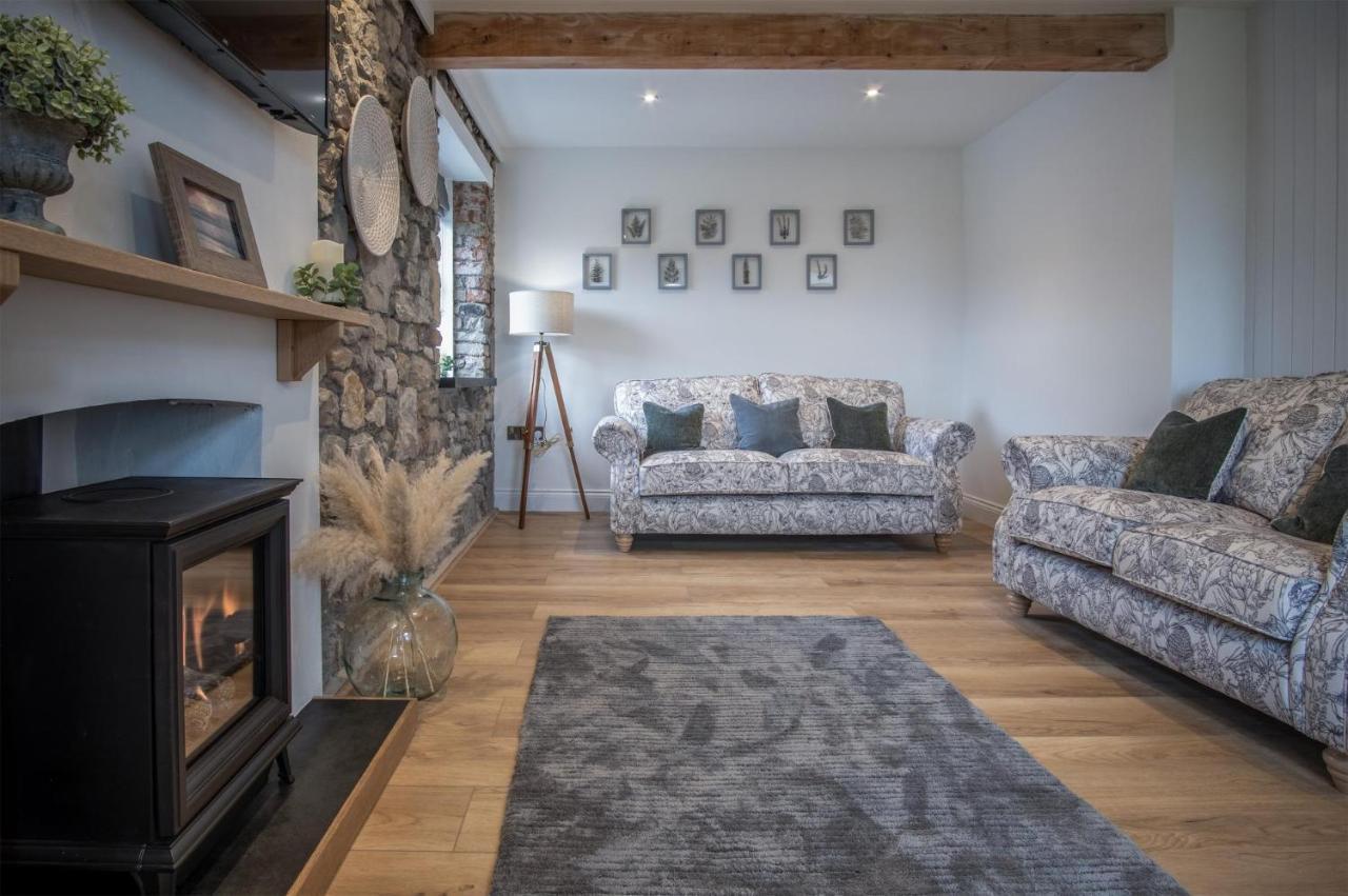 Elidyr Cottage - 3 Bedroom Cottage - 암로스 외부 사진