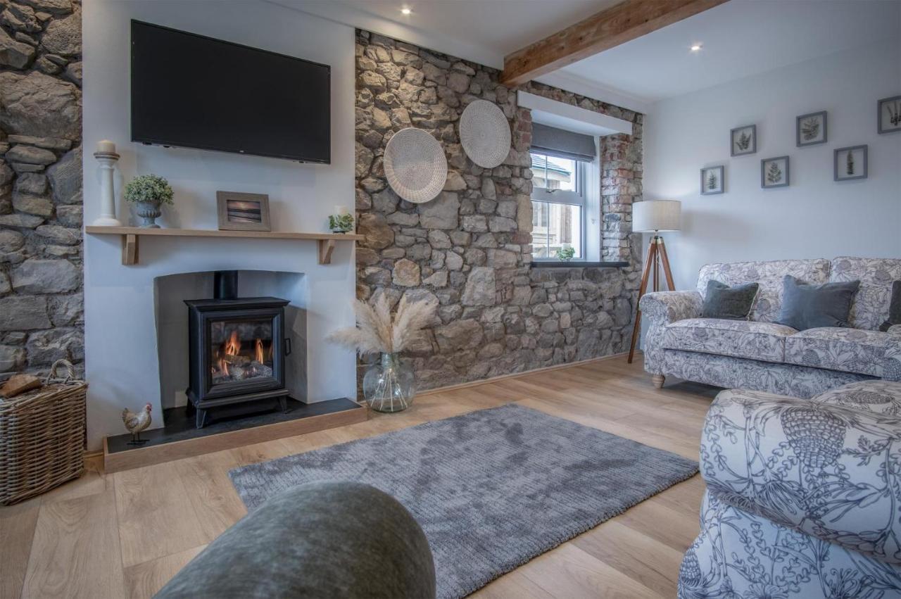 Elidyr Cottage - 3 Bedroom Cottage - 암로스 외부 사진