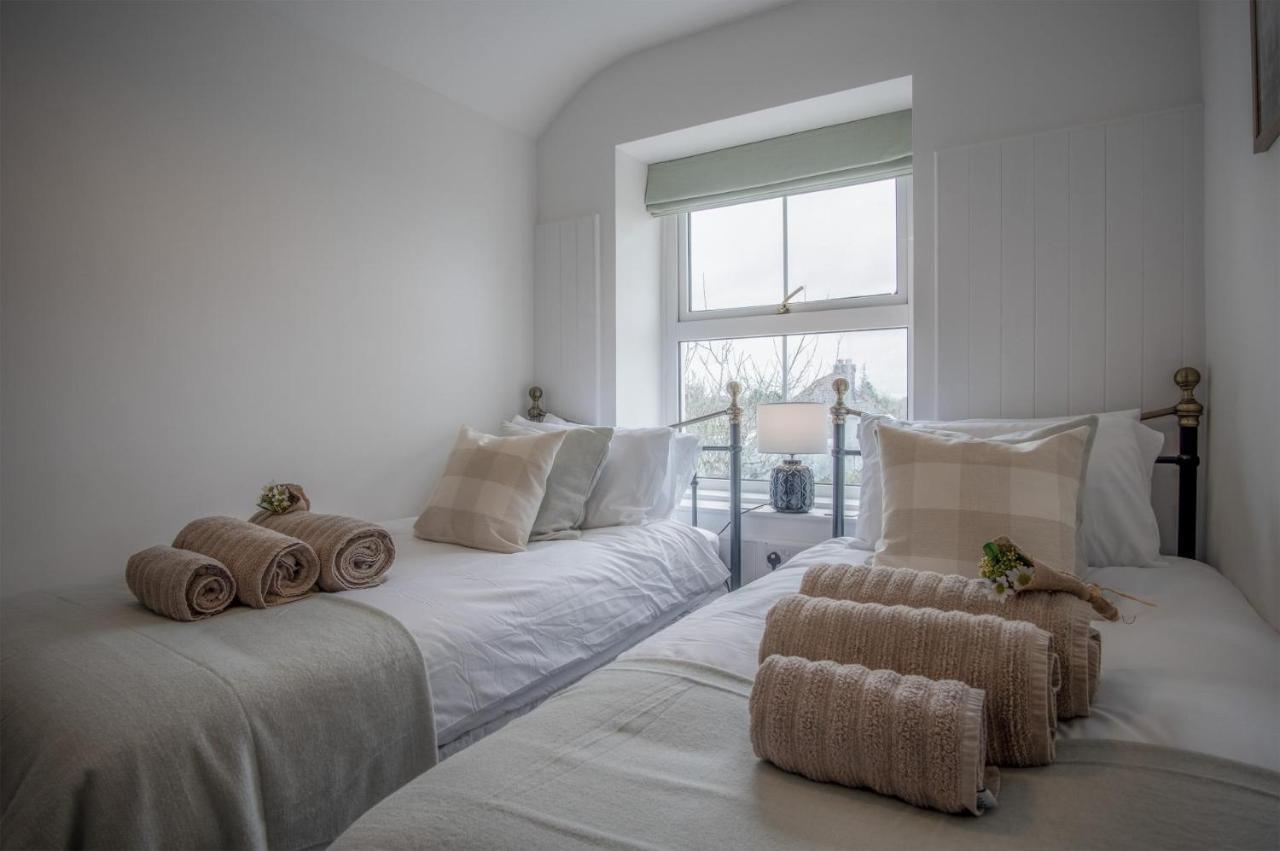 Elidyr Cottage - 3 Bedroom Cottage - 암로스 외부 사진