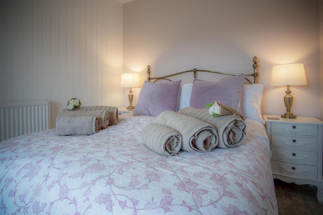 Elidyr Cottage - 3 Bedroom Cottage - 암로스 외부 사진