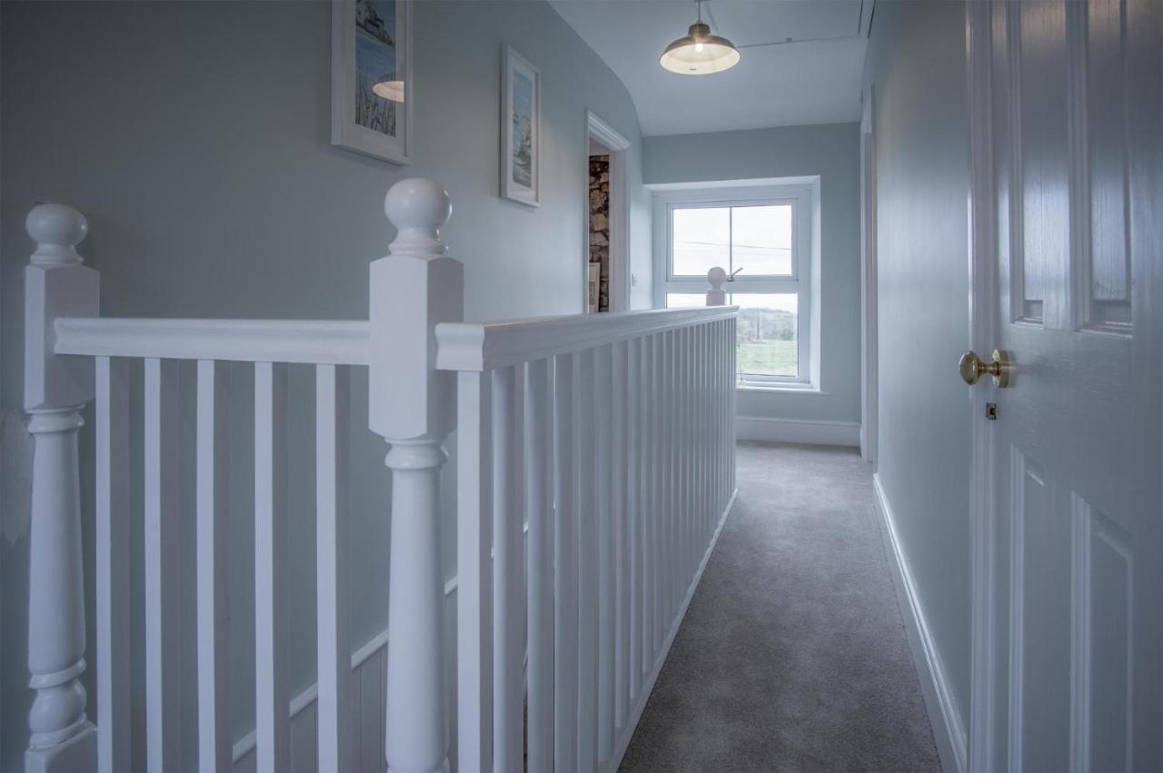 Elidyr Cottage - 3 Bedroom Cottage - 암로스 외부 사진