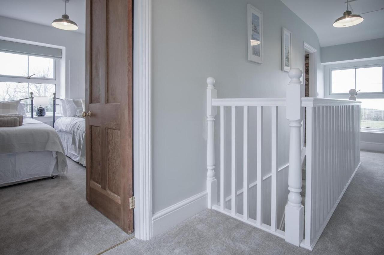 Elidyr Cottage - 3 Bedroom Cottage - 암로스 외부 사진