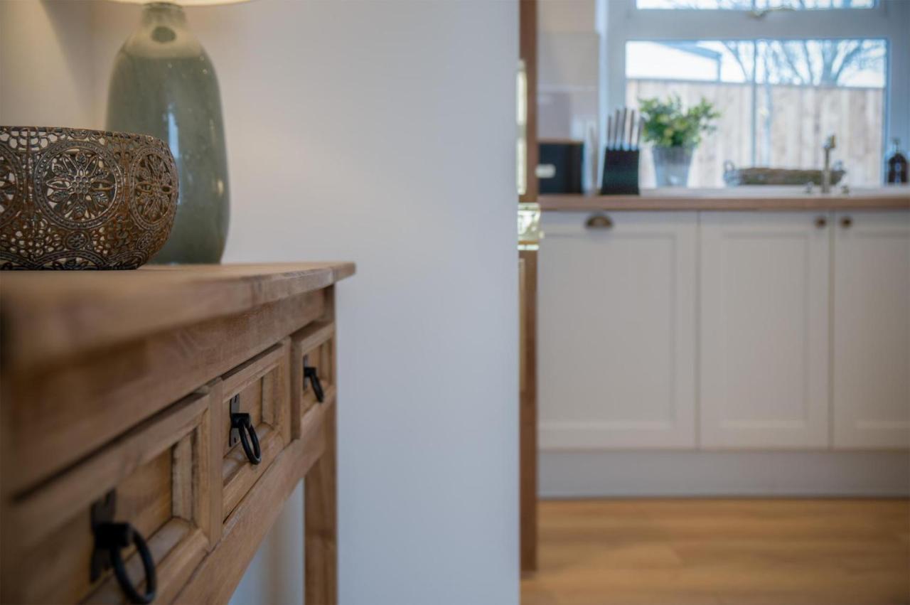 Elidyr Cottage - 3 Bedroom Cottage - 암로스 외부 사진