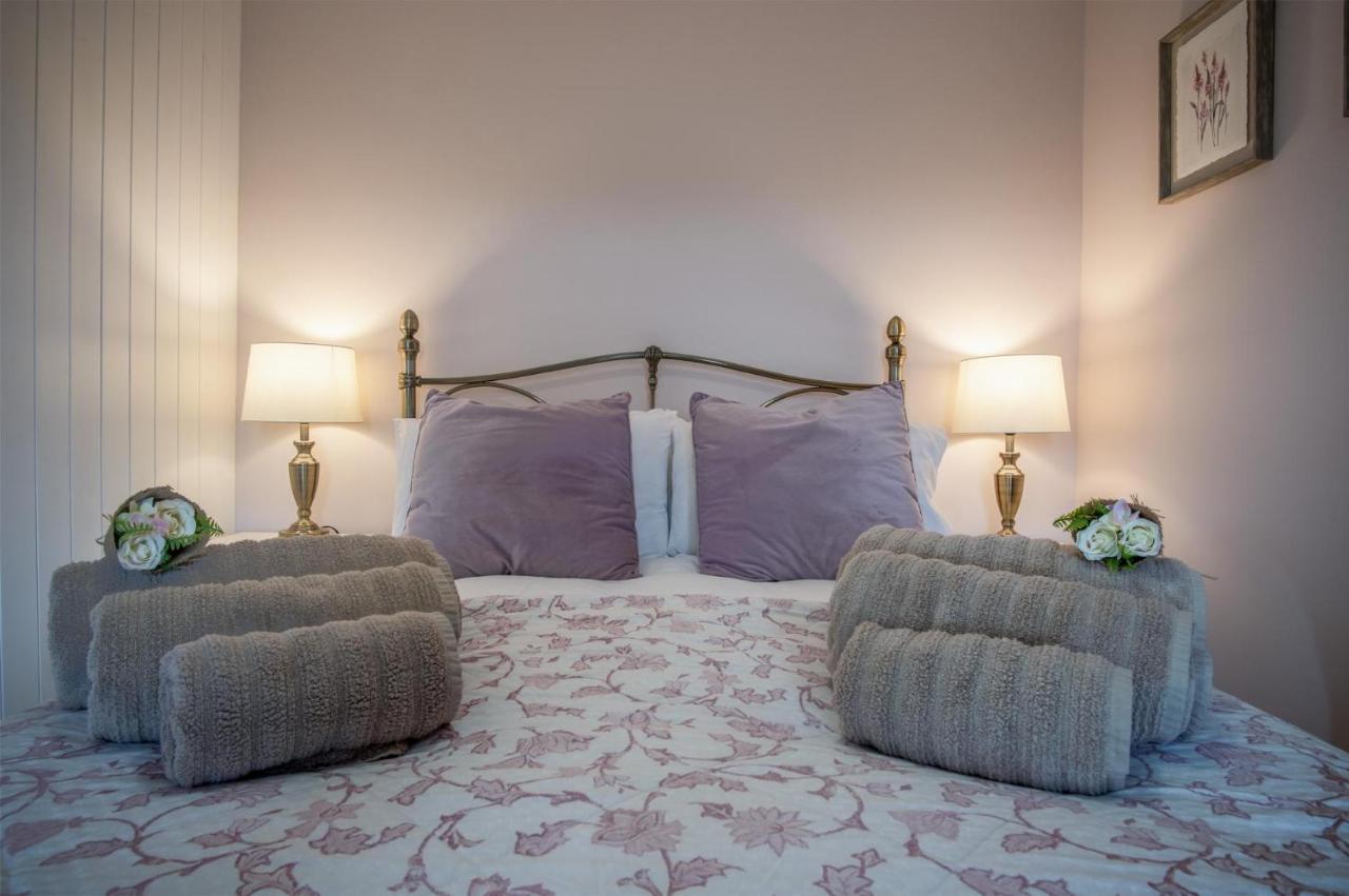 Elidyr Cottage - 3 Bedroom Cottage - 암로스 외부 사진