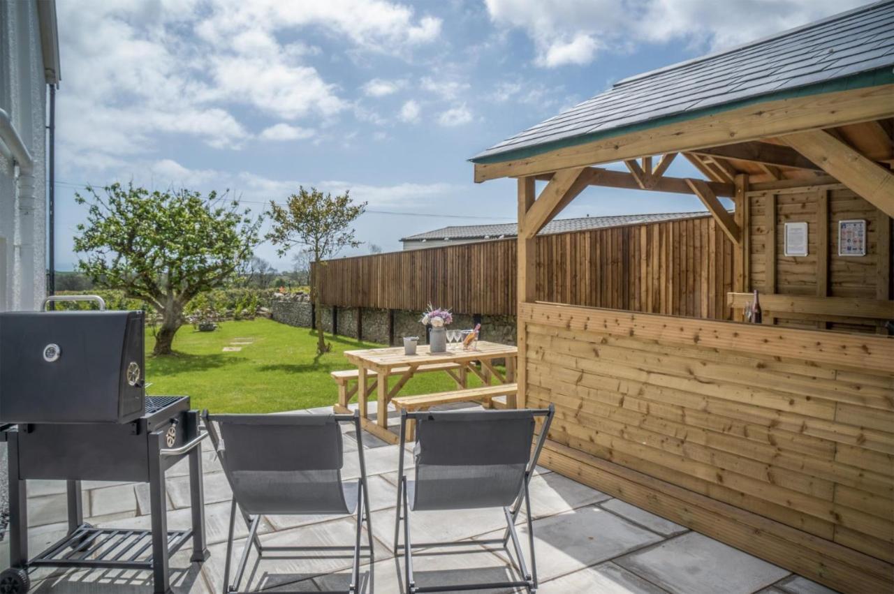 Elidyr Cottage - 3 Bedroom Cottage - 암로스 외부 사진