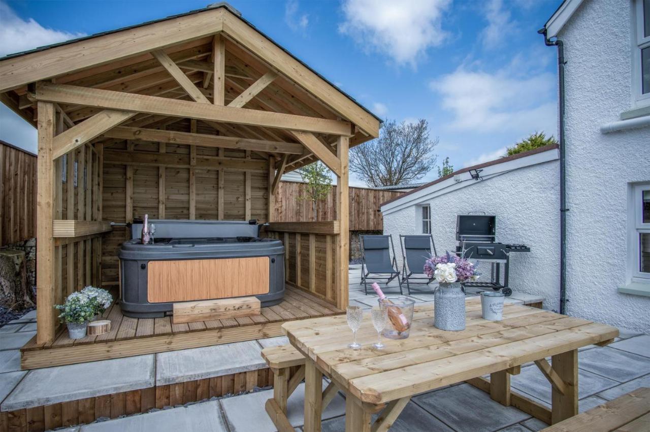 Elidyr Cottage - 3 Bedroom Cottage - 암로스 외부 사진